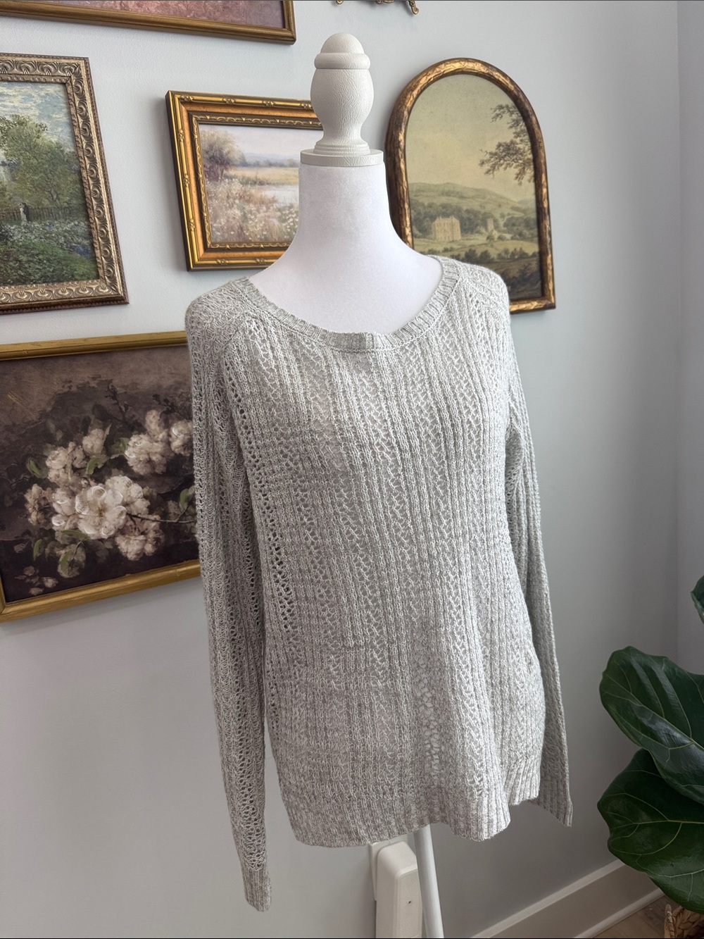 Aeropostale Light Gray Scoop Neck Cable Knit Sweater
